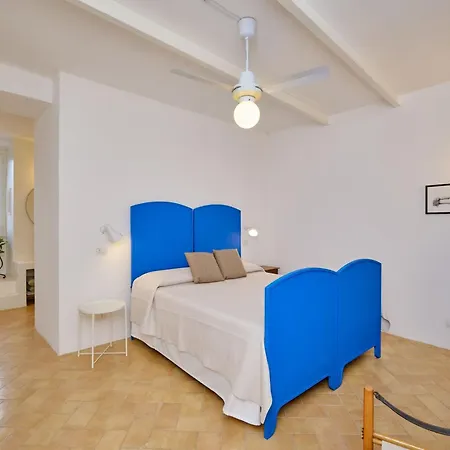 Daire Raffo- Mit Aussicht In Ibla By Interhome