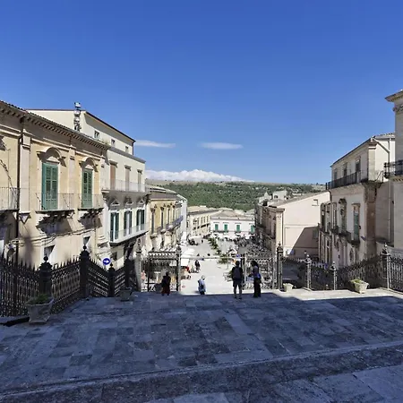 Raffo- Mit Aussicht In Ibla By Interhome *